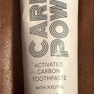 Intelliwhite Carbon Power Clean Activated Carbon Toothpaste With Xylitol NEW